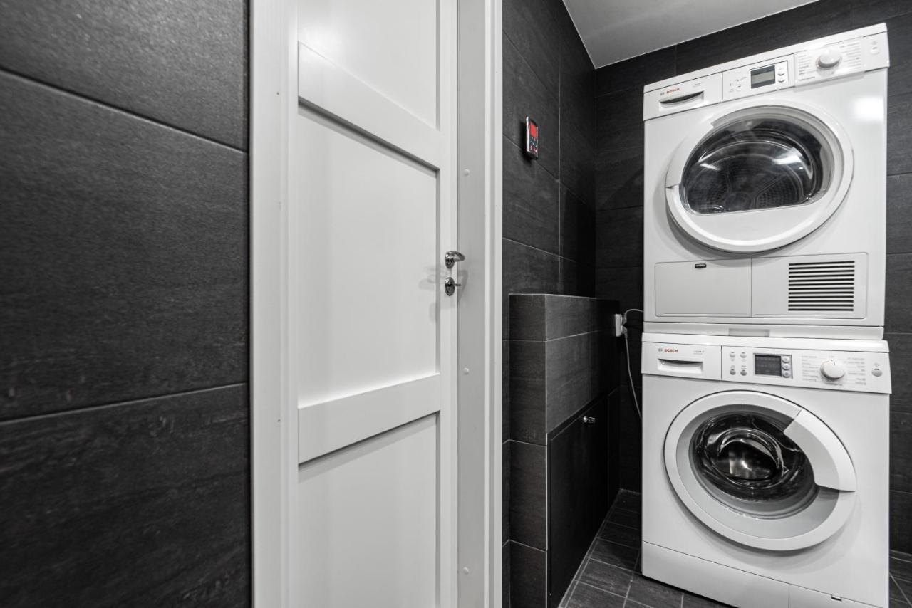 Airhome - Black&White Tallinn Dış mekan fotoğraf