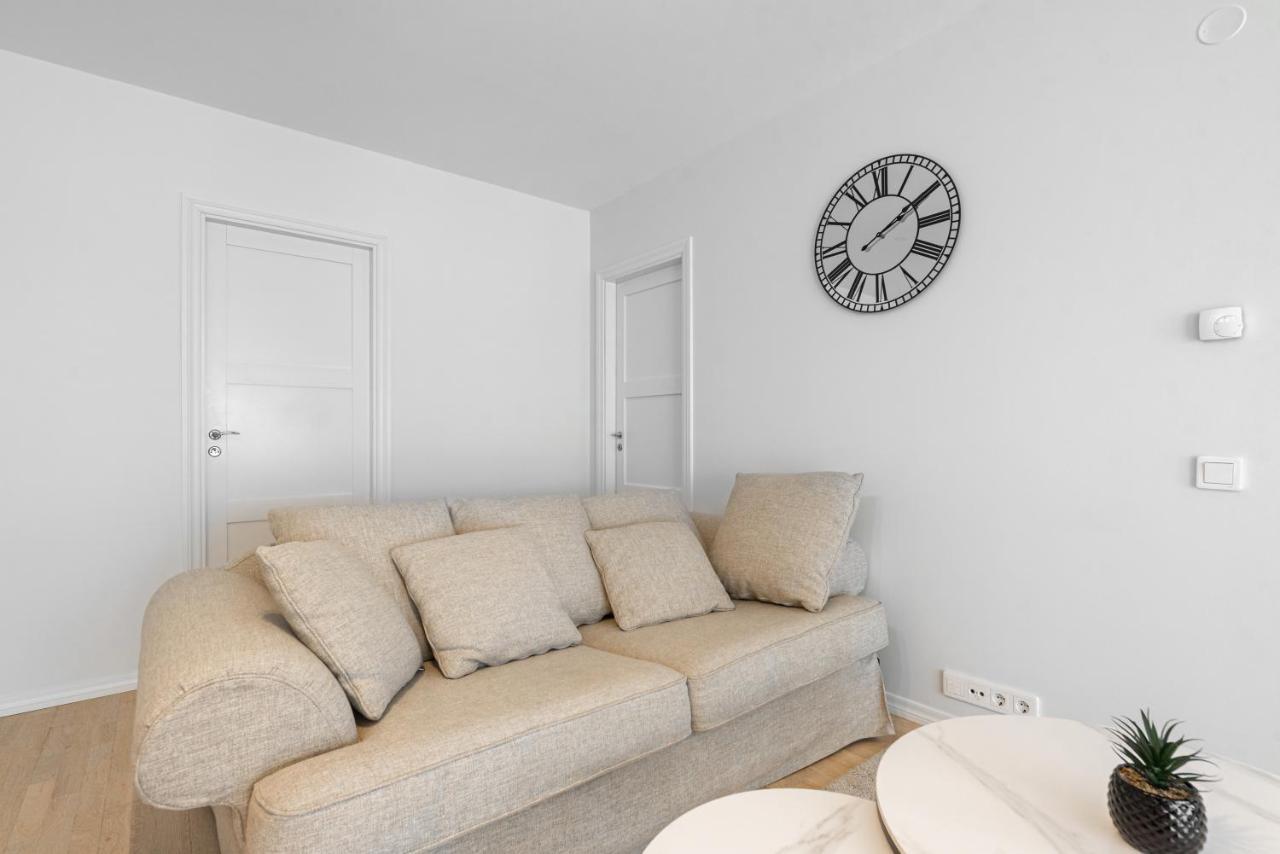 Airhome - Black&White Tallinn Dış mekan fotoğraf